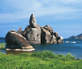 Tanzania overland group tours and Safari